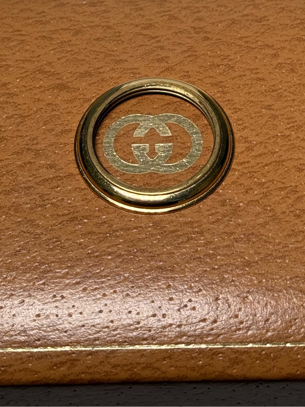 Authentic Gucci Classic Gold Monochrome Match Metal Bezel 1100 - 11/12 - 11/12.2